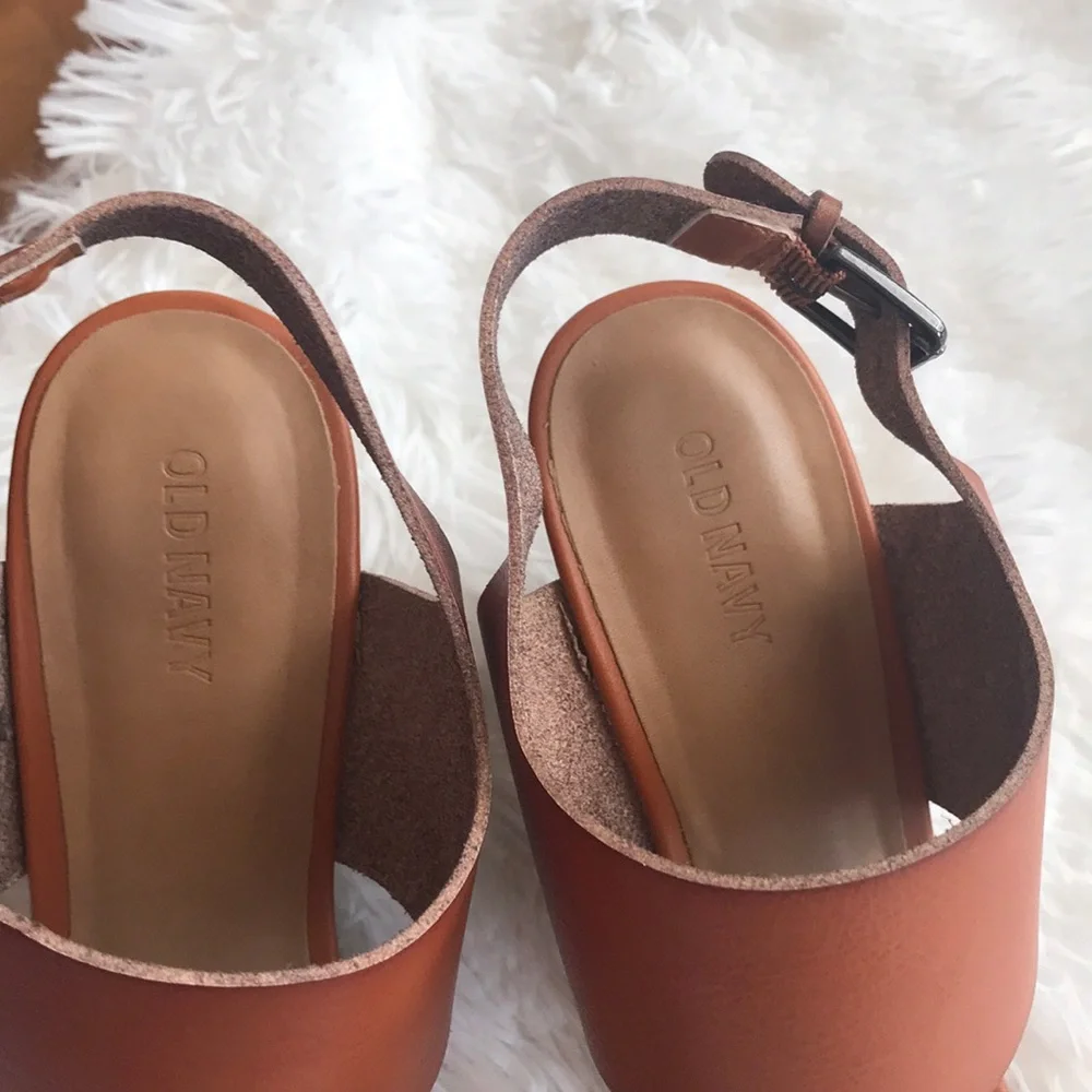 Old Navy Slingback Wedge Sandals Size 10 - Picture 8 of 8
